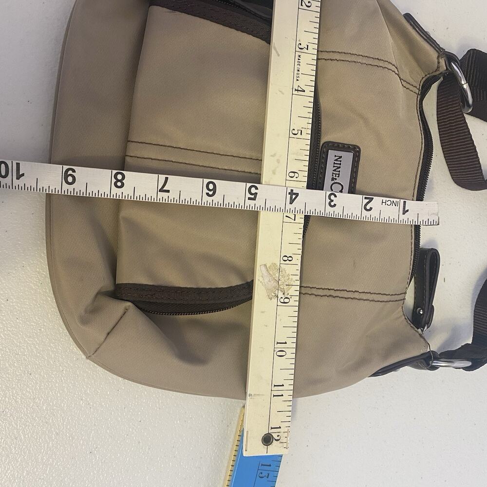 Nine & CO. Women's Brown Nylon Beige Brown Trim Crossbody Purse Bag - Picture 2 of 10